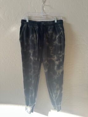 Women’s joggers